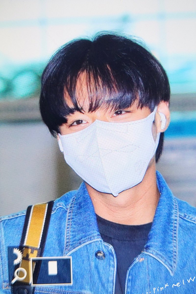 PinkMe0529's tweet photo. 220624 ICN 출국 ✈️

#박지훈 #ParkJihoon https://t.co/MZJbndcxOc