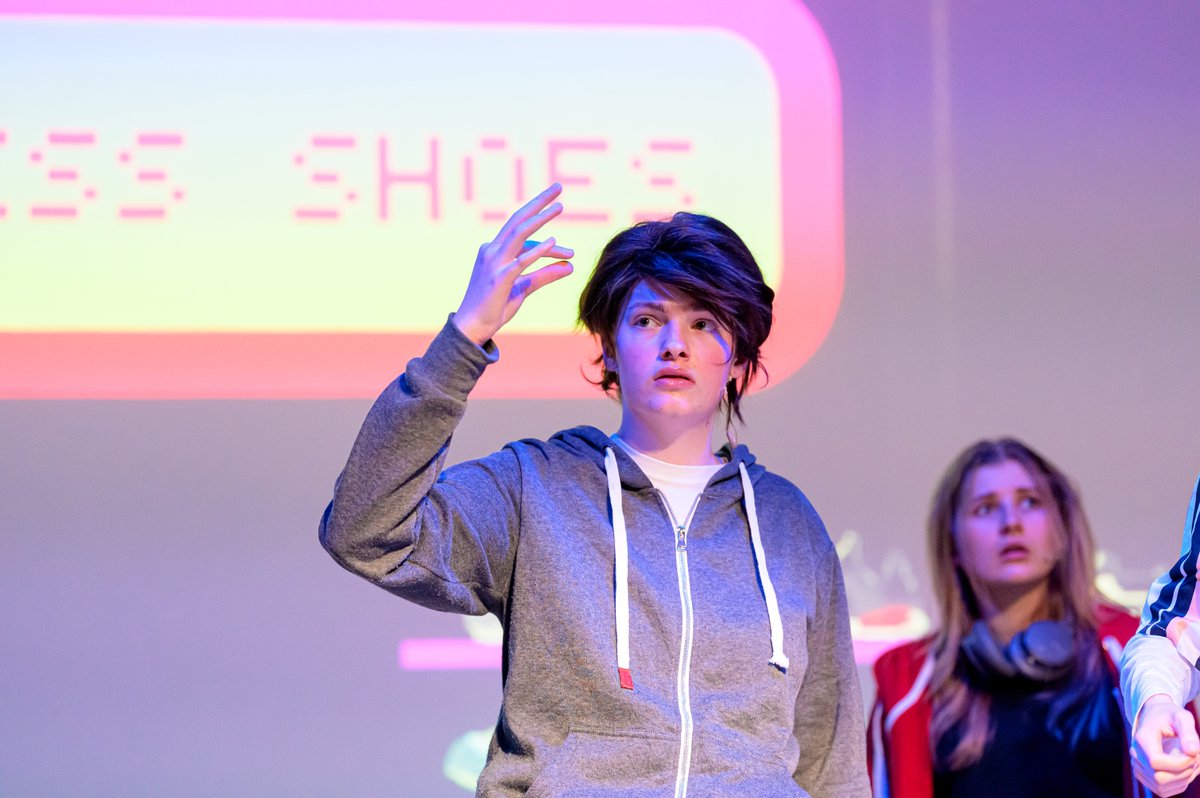 doverbroecks's tweet photo. d’Overbroeck’s Drama put on 4 performances of the musical Be More Chill, with over 500 audience members in total.​ 🤩 👏 Read our interview with Head of Drama Joe Swarbrick about the production: https://t.co/pUyMeEyjIx
#bemorechill #drama
@NAEducation https://t.co/y7mrILmiyY