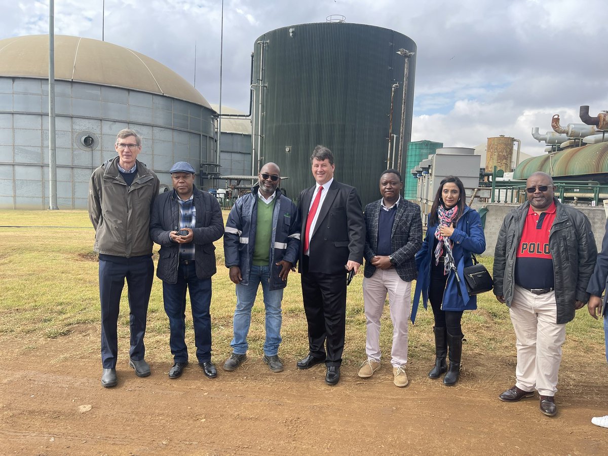 TshwaneEconDev's tweet photo. The TEDA Board &amp; Executive Management along with the MMC for Economic Development Cllr @andreleroux777 had the opportunity to visit the @bio2watt Biogas Plant. They built the first commercially viable biogas project in South Africa. https://t.co/EvTHd2sE5s