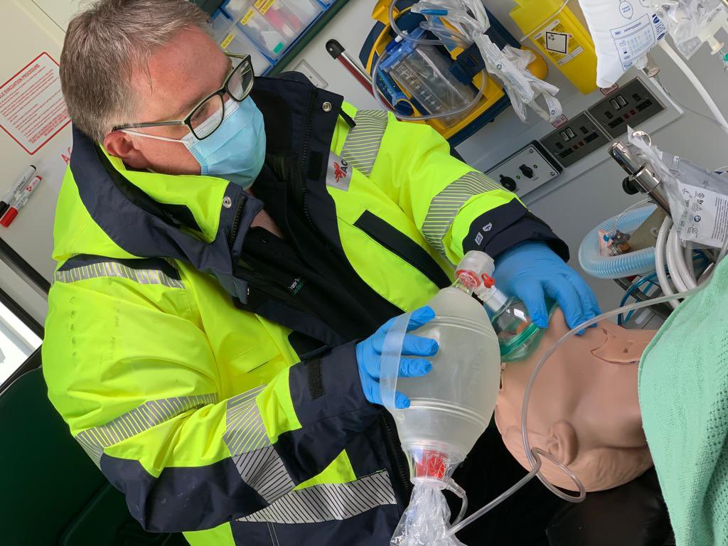 Bank Doctor Jobs Now Available. If you want to join a team developing, delivering and professionalising transfer medicine then this could be the opportunity. beta.jobs.nhs.uk/candidate/joba…