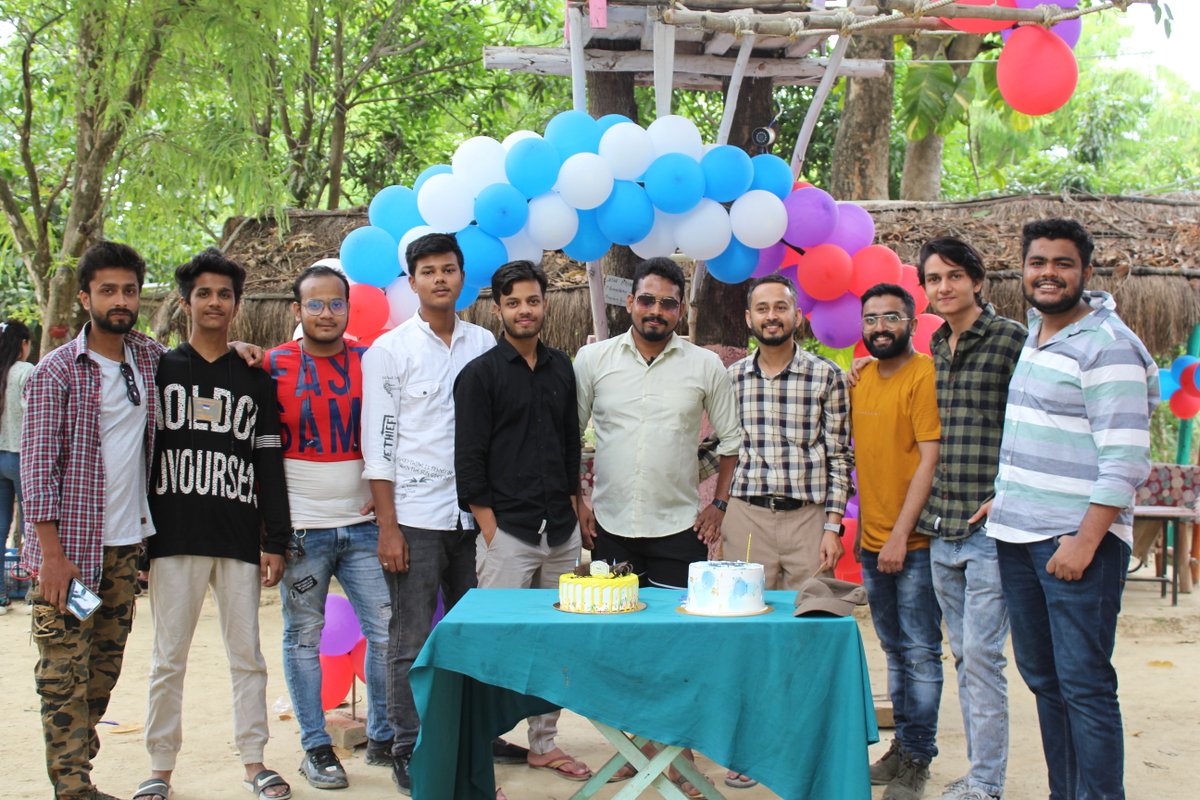 squareitin's tweet photo. A much needed break! π
It was a fun packed trip to Vintage Village.π We all enjoyed this fun-trip to the fullest. β¨
Here is a glimpse of how we enjoyed ourselves and made unforgettable memories!
#team #teamoutings #officetrips #officefun #squareit #digitalmarketingagency https://t.co/YrgRCkY8lT