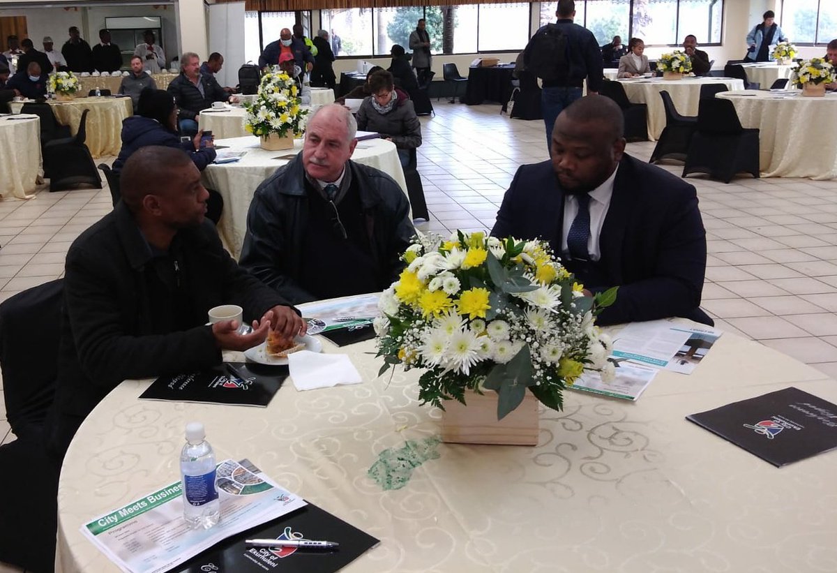 City_Ekurhuleni's tweet photo. Led by MMC for Water, Sanitation and Energy Cllr Senzi Sibeko the discussions were also attended by MMC for Environment and Waste Management Cllr Andre du Plessis, #CoEWater department and members of the business fraternity.  
#Bac2Basics #GreenDrop https://t.co/bN1jy8enzu