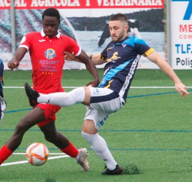 💢 El defensa "𝗠𝗮𝗿𝗰𝗼𝘀 𝗥𝗼𝗱𝗿𝗶𝗴𝘂𝗲𝘇" que tiene oferta de renovación del <a href="/CSDArzua/">CSD Arzúa</a> e interesa a equipos como <a href="/CDBoiro/">C.D. Boiro</a> y <a href="/AtlArteixo/">Atlético Arteixo</a> estaría cerca de recalar en Ponte dos Brozos para la próxima temporada.

#Mercado #TerceraRFEF