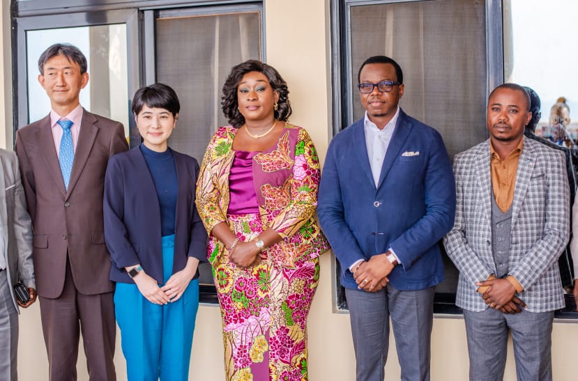 MuyekeFabrice's tweet photo. #KongoCentral : la réhabilitation du pont maréchal était au centre de l'audience que le #PROGOU SEM @g_banduofficiel a accordé à Madame la Directrice Générale de l'#OEBK. @fatshi13, @andrewameso1, @FayKanza1, @GabrielMavinga3, @BillyKambale1, @kalubilionel2, @mechackkalombo1. https://t.co/zYOCuzG62J