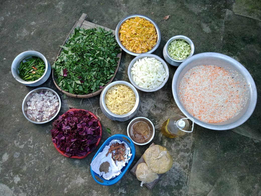 hsfbd's tweet photo. Through the #A2PHC Project, we regularly arrange yard meeting for rural women, on this meeting our health worker deliver the speech about the nutrition, child health and women health. https://t.co/5YHEswbgTk