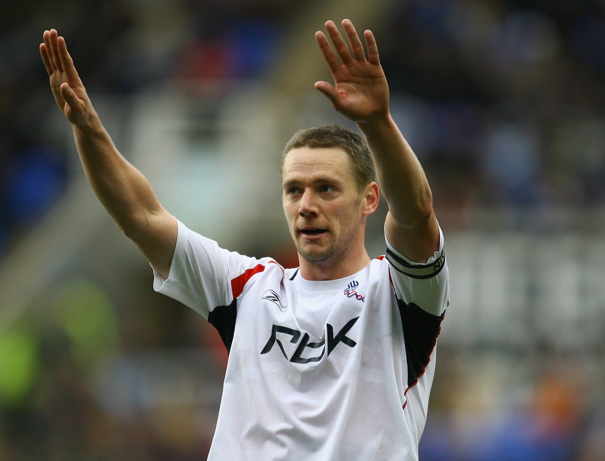 4 0 today A very happy birthday to ex-Wanderers skipper Kevin Nolan! 