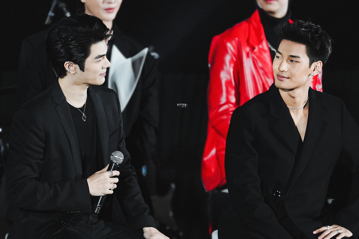 bitterswxxt__'s tweet photo. ___________

"𝘐𝘵 𝘥𝘰𝘦𝘴𝘯'𝘵 𝘮𝘢𝘵𝘵𝘦𝘳 𝘪𝘧 𝘵𝘩𝘦 𝘨𝘶𝘺 𝘪𝘴 𝘱𝘦𝘳𝘧𝘦𝘤𝘵 𝘰𝘳 𝘵𝘩𝘦 𝘨𝘪𝘳𝘭 𝘪𝘴 𝘱𝘦𝘳𝘧𝘦𝘤𝘵, 𝘢𝘴 𝘭𝘰𝘯𝘨 𝘢𝘴 𝘵𝘩𝘦𝘺 𝘢𝘳𝘦 𝘱𝘦𝘳𝘧𝘦𝘤𝘵 𝘧𝘰𝘳 𝘦𝘢𝘤𝘩 𝘰𝘵𝘩𝘦𝘳."

@milephakphum 
@Nnattawin1 

#MilePhakpum #Nnattawin #KinnPorcheTheseries https://t.co/1c1AyH1Tpi