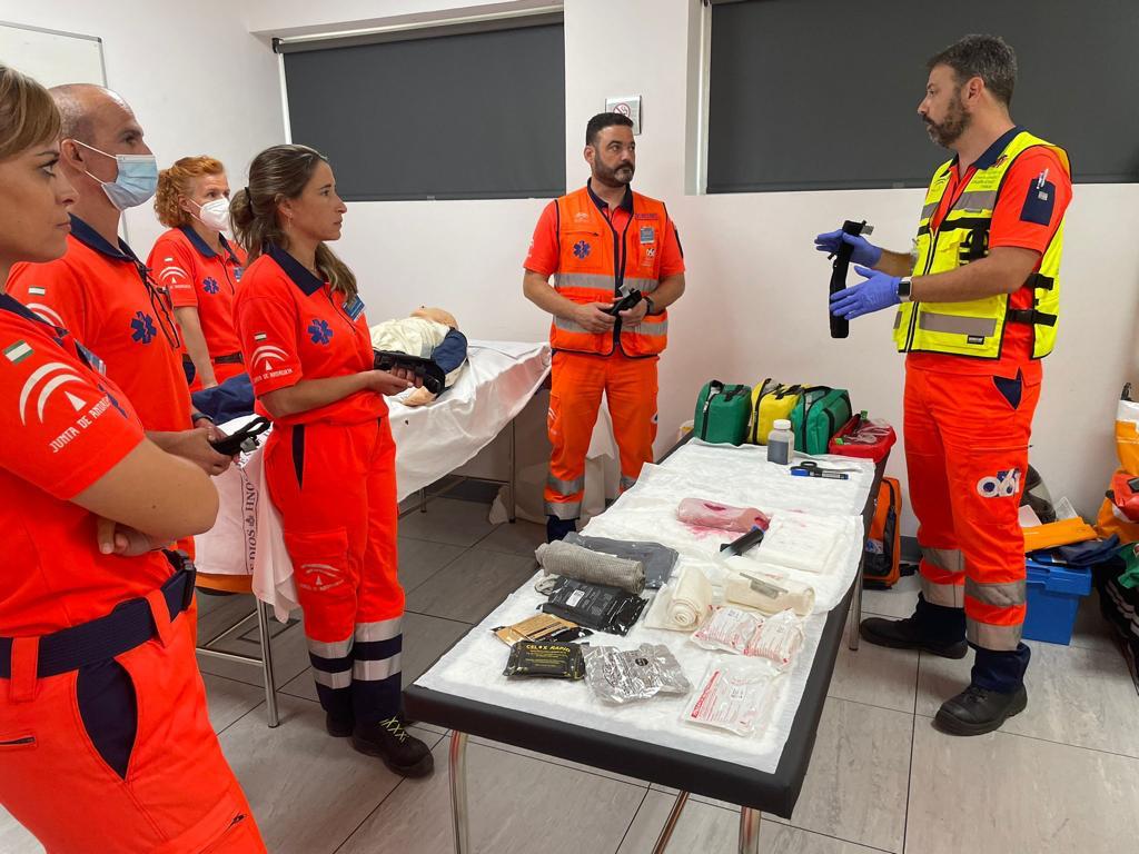 fayusob's tweet photo. Fin PHTLS!
El aprendizaje en el paciente con trauma grave es real, pero también sirve de jornada de convivencia entre compañeros de otras provincias que forman equipos de trabajos nuevos y se sincronizan a la perfección. https://t.co/HdJx4ruv4p