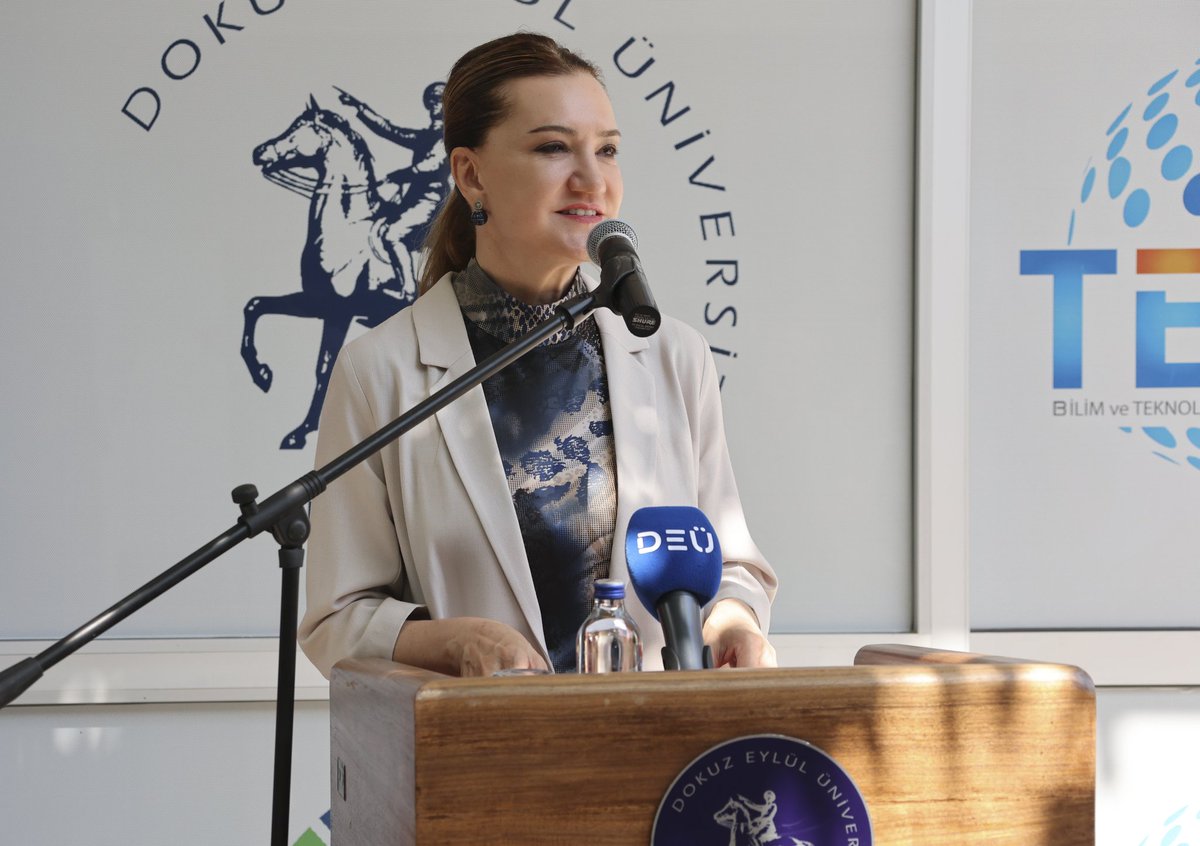 universitemDEU's tweet photo. İleri teknolojilerle donatılan merkezimiz, Araştırma Üniversitemizde yapılacak Ar-Ge, fen ve mühendislik alanındaki inovatif çalışmalara öncülük edecek. Kamuya, sanayiye ve özel sektöre de hizmet verecek merkezde; ilaç, kimya, çevre, enerji gibi birçok alanda faaliyet yürütülecek https://t.co/ogI0PHpe3o