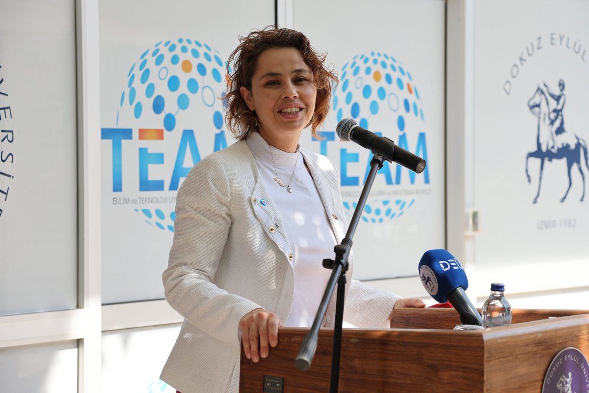 universitemDEU's tweet photo. İleri teknolojilerle donatılan merkezimiz, Araştırma Üniversitemizde yapılacak Ar-Ge, fen ve mühendislik alanındaki inovatif çalışmalara öncülük edecek. Kamuya, sanayiye ve özel sektöre de hizmet verecek merkezde; ilaç, kimya, çevre, enerji gibi birçok alanda faaliyet yürütülecek https://t.co/ogI0PHpe3o