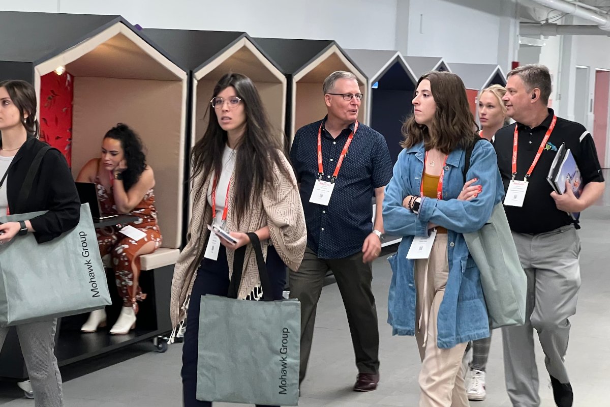 xportlab's tweet photo. Nook at Neocon 2022 - https://t.co/F0SfWOW3IQ #neocon22 #nookpod #nookrevolution #nookspotting #workplacedesign https://t.co/F0oJOxwjGe