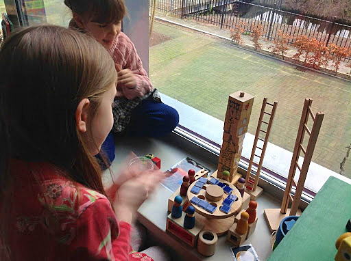 ishthehaguenl's tweet photo. Great examples of learning through play in Year 2, including children working creatively using all kinds of items to build a world. When children have choice over their learning, the task is meaningful and the learning that results is lasting. #scenesfromISH #learningthroughplay https://t.co/psbnVOoaRj