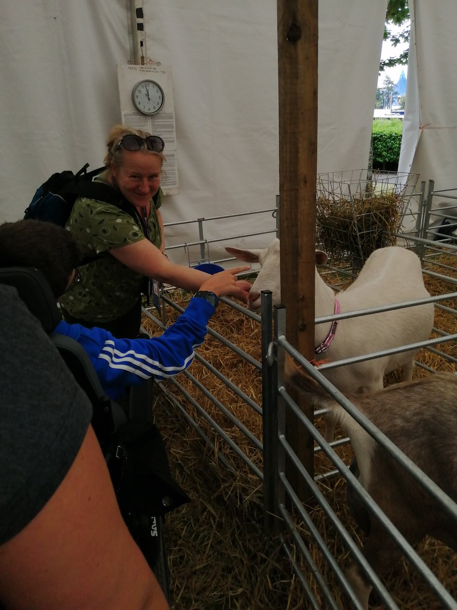 BerthaParkPS's tweet photo. @BerthaParkHigh Mrs D's class had a fab day out at the Royal Highland Show. Lots of sights, sounds, animals and farm equipment to see and enjoy! #royalhighlandshow https://t.co/qOzy3RvXtf
