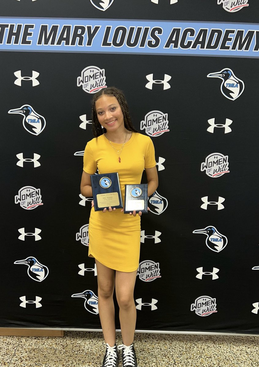 Late post, but I had the honor of receiving the Scholar Athlete Award for obtaining over a 3.8 GPA, and the Golden Glove Award. Thank you to my coaches. Can’t wait for next season! #uncommitted #centerfield #eastcoastsoftball #TMLAsoftball