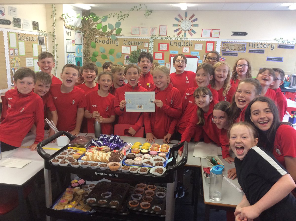 HolyFamilyYear6 tweet media