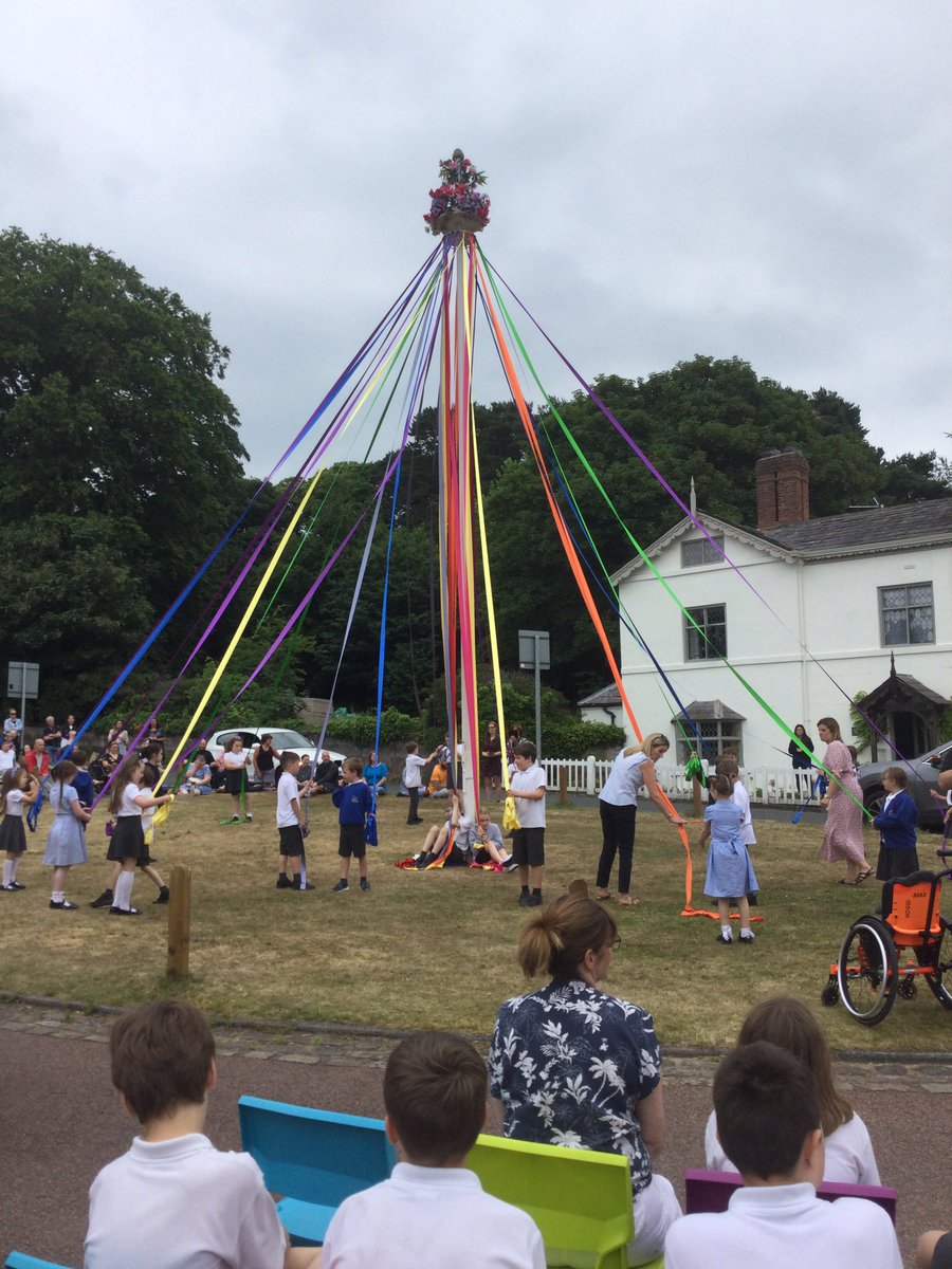 WhitegateElm tweet media