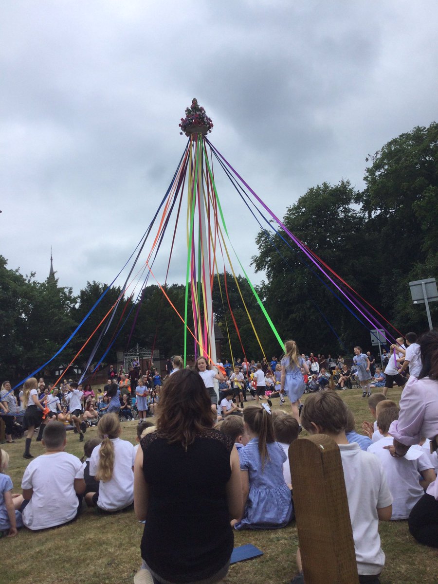 WhitegateElm tweet media