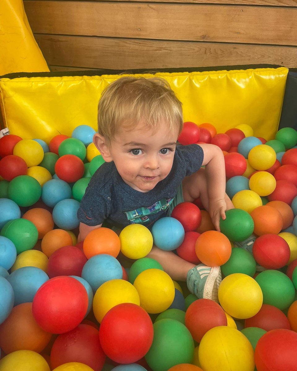 We are now on week 5 of the “Me &amp; Mine” course delivered from <a href="/bemagnificent21/">Be Magnificent CIC</a> 

Well done to all the participating ladies so far  .. we hope you are enjoying the course as much as we are. 

Here are some of the pictures and set up of todays session with some of the children 💜🧡