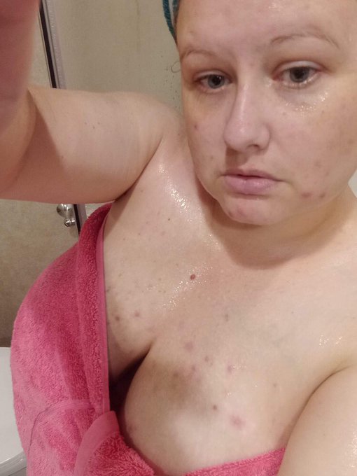 Happy Friday guys! #bigtits #bigboobs https://t.co/B5HXOtrjDJ<a href="/tag/bigtits"class="tags">#bigtits</a><a href="/tag/bigboobs"class="tags">#bigboobs</a>