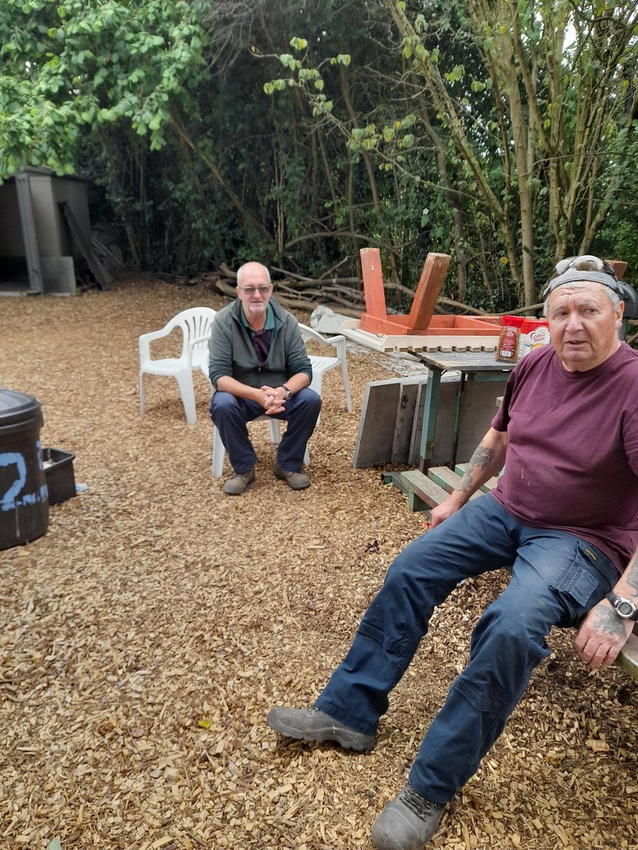 FriendsDrive's tweet image. Lots of visitors today @AlsClubKnowsley @PlanBKnowsley Breastmates &amp;amp; Steph. Thank you to Lee for gifting us a Bird Hide and arranging delivery. So busy but every single visitor remarked on how calm and relaxed the space is.