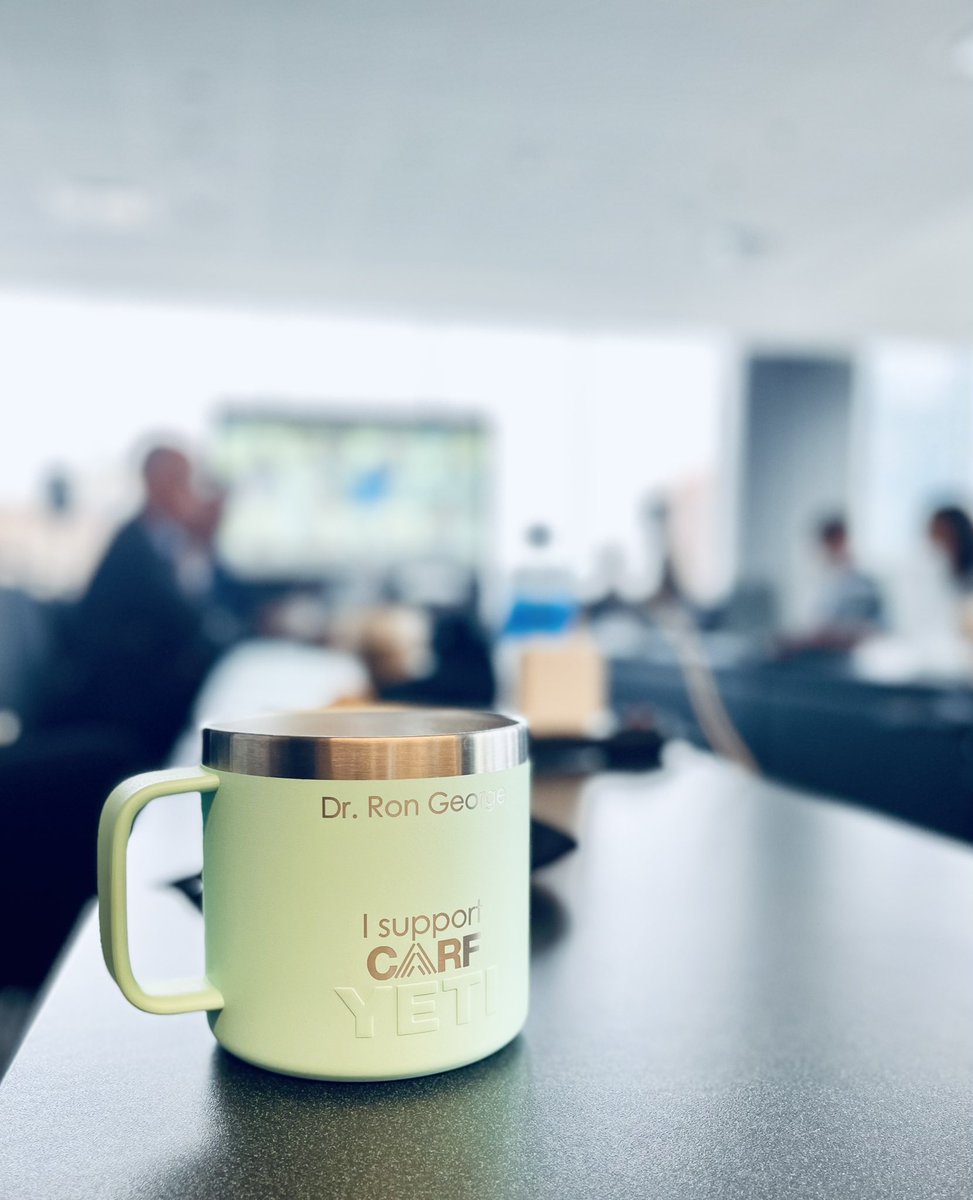 Proud to support <a href="/CARFUpdate/">CARF</a> • enjoying coffee with my <a href="/CJA_Journal/">CJA - Canadian Journal of Anesthesia</a> editorial board colleagues at #CASAM2022 

#IsupportCARF