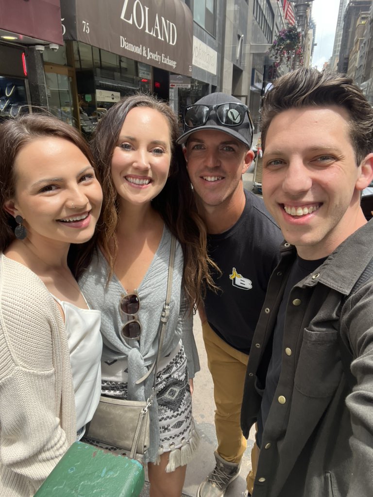 heynatefox's tweet image. One of the highlights from our trip was meeting @landwhisker and @TEEJLAND IN THE FLESH! So much love for these two 🖤🖤