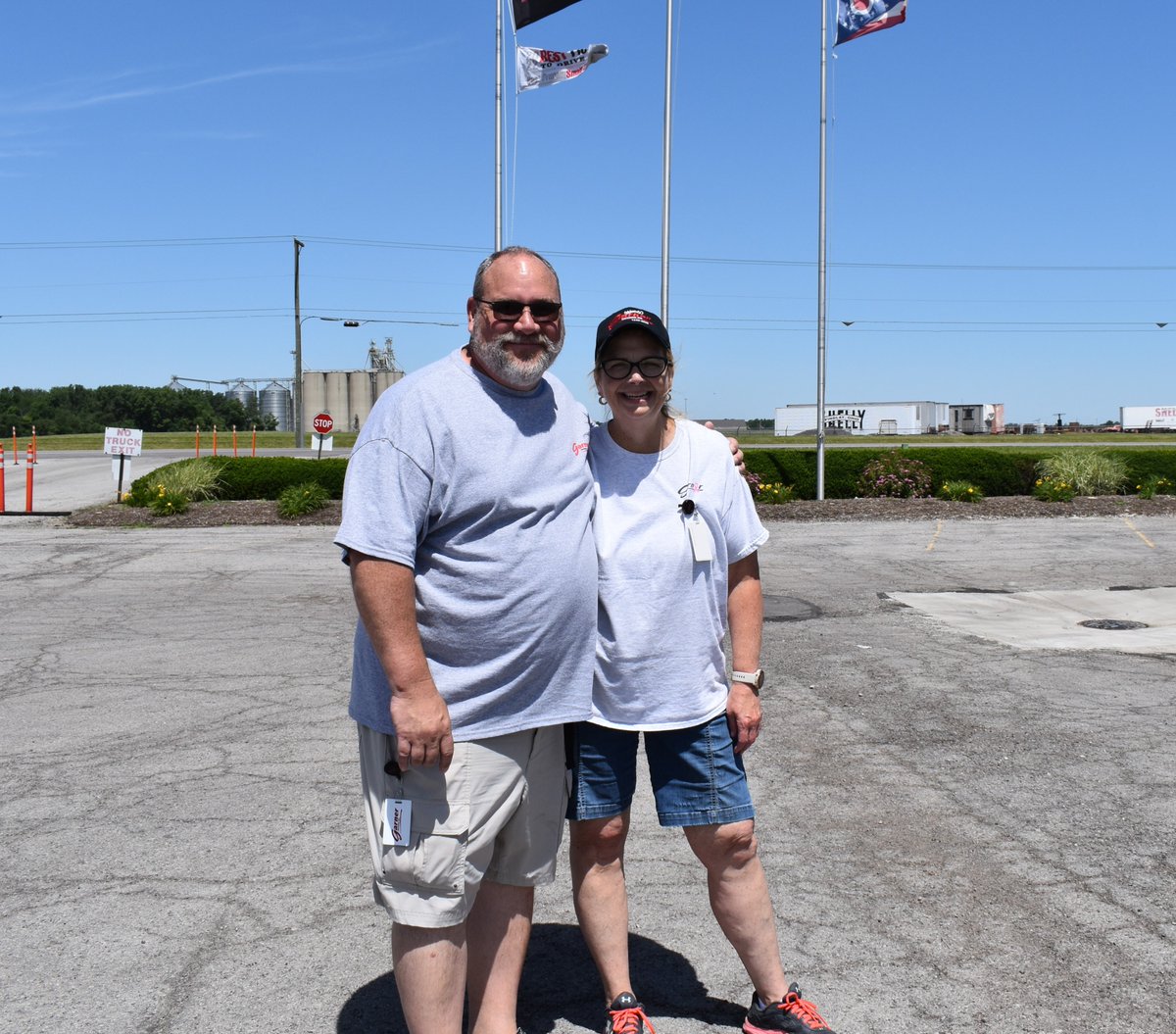 GarnerTrucking's tweet photo. #FlashbackFriday to our Best Fleets Celebration last week! We got together with our Garner Family and celebrated being named the Small Carrier Best Fleet to Drive For! And YES -- We even had a Dunk Tank & it was a huge hit! ๐ช๐ @BF2DF #DriveGarner #GarnerStrong #BestFleets22 https://t.co/F46PE9c0sD