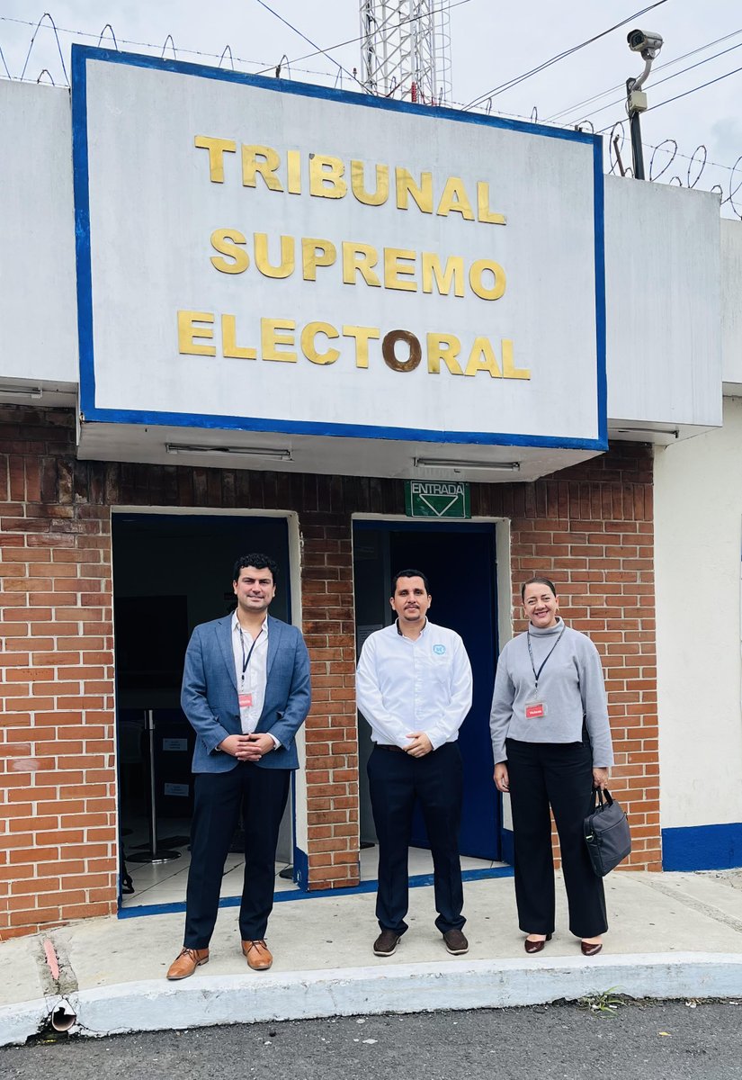 EVotingGlobal's tweet photo. Nuestra Directora Comercial de Centroamérica, Gabriela Tijerino, y nuestro Gerente Comercial, @MarioNovoaD, tuvieron una exitosa semana de visita a Guatemala (🇬🇹), presentando las plataformas de #EVoting. #SomosGlobales. https://t.co/nyohSy8VpW