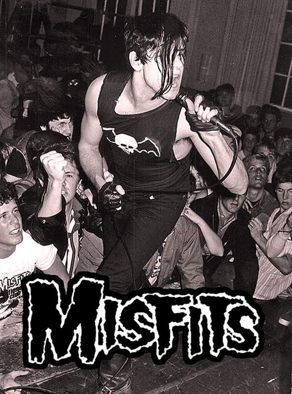 Happy birthday GLENN DANZIG!
(June 23, 1955) 