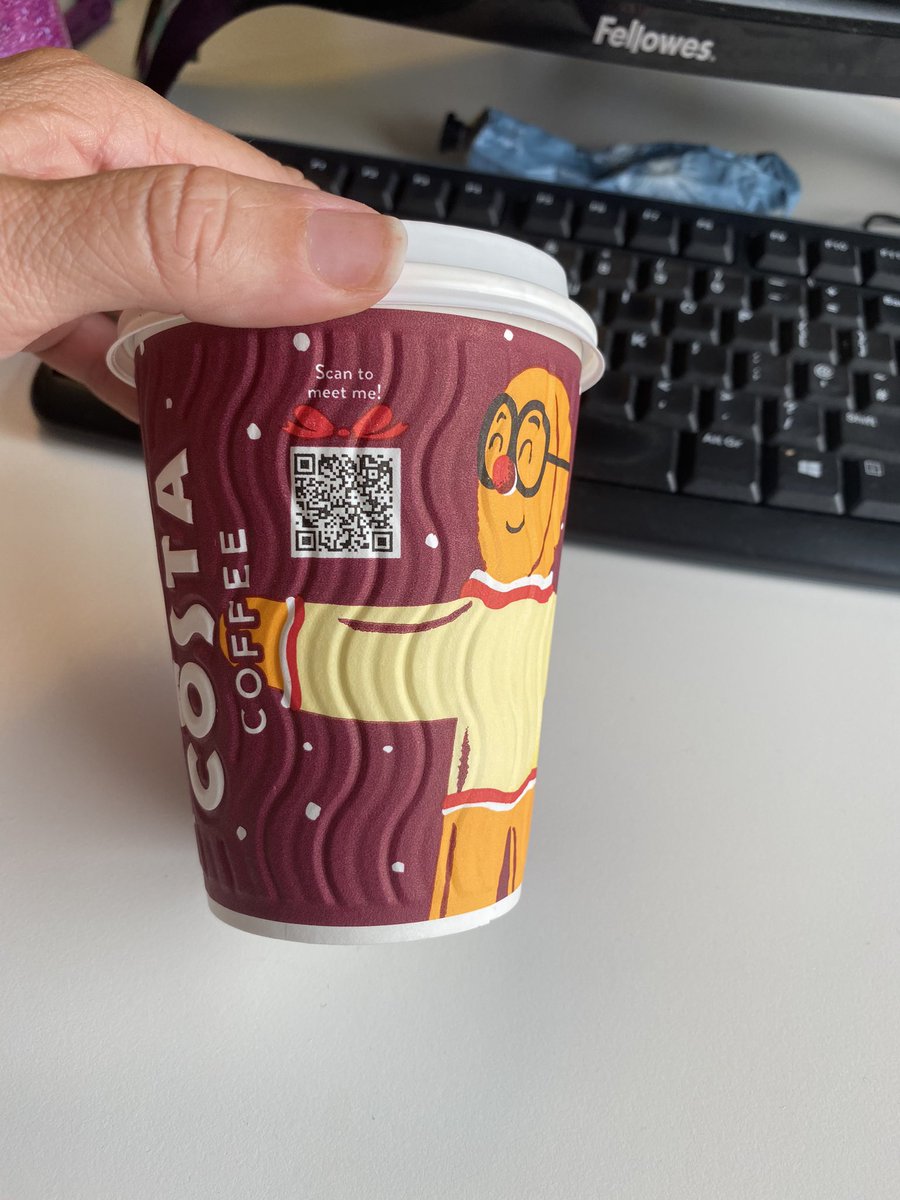 nuttynat1978's tweet photo. @CostaCoffee Xmas cup in June???? No wonder the comp experience is no longer active #marketing #costa https://t.co/LOC76KB8k4