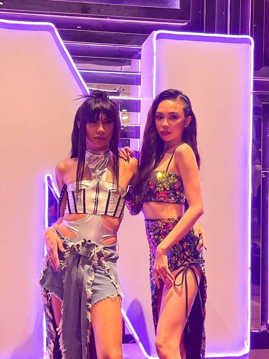 NYLONManila's tweet photo. let's give it up for these two! @mimiyuuuh and @maymayentrata07 👏  #NYLONManilaBBBNight https://t.co/crbdMCZTqR