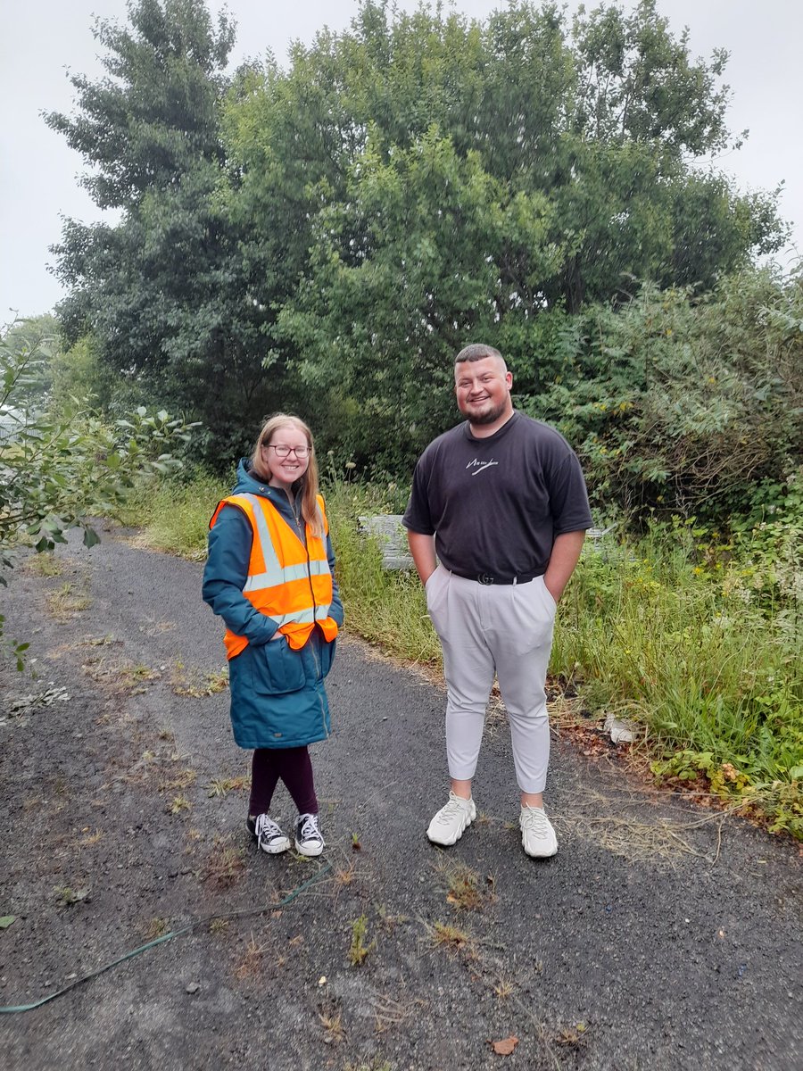 LlanelliRGST's tweet image. 🐝🪲🐞🌧On a grey and drizzly day at the Goods Shed we met up with Cameron Reardon from @Bugboxuk to discuss ideas for community projects🐝🪲🐞🌧