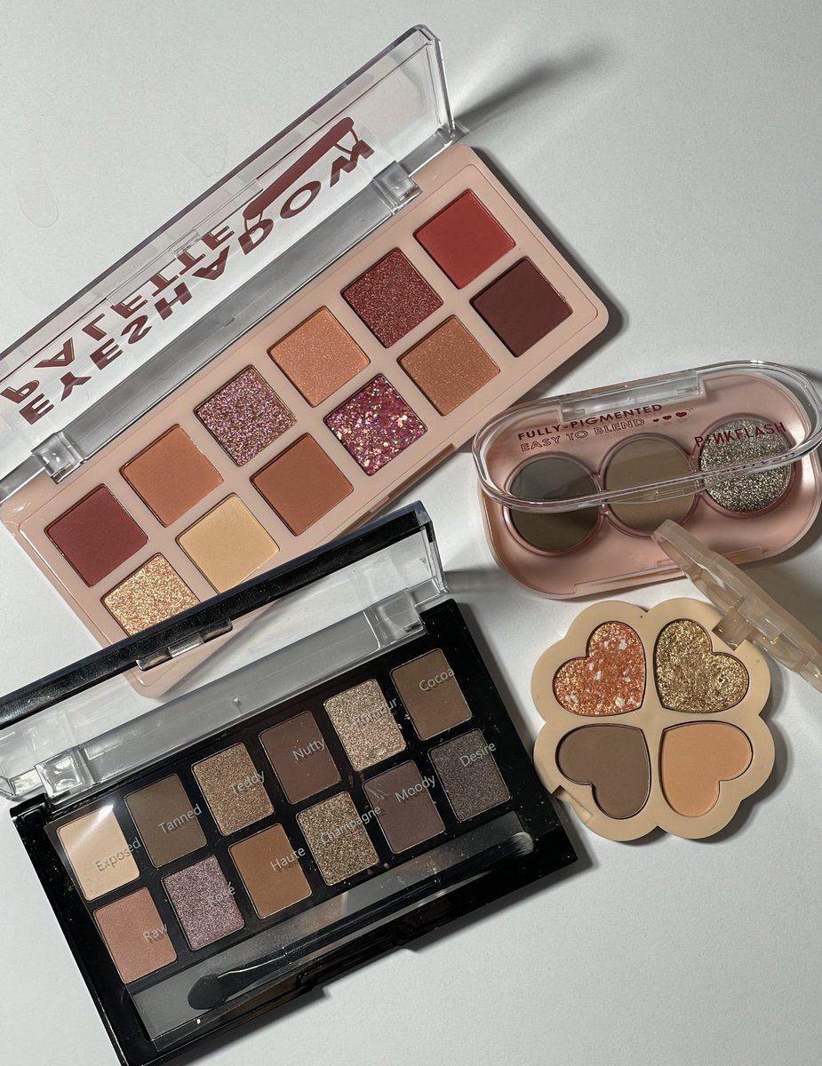 orchidpoison's tweet image. empat palette under 50k yang menurut aku worth buat dibeli karena dari pigmentasi &amp;amp; experiencenya enak banget dipakainya.

kalau kalian cari eyeshadow palette untuk pemakaian sehari hari under 50k, bisa baca &amp;amp; save thread ini ♡