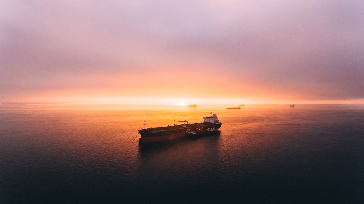 ConstExCornwall's tweet photo. #Southwest #hydrogen #infrastructure moves one step closer to reality. 

#Costain has become a founding member of a ground-breaking consortium that aims to develop hydrogen infrastructure for shipping and aviation in the region. Read more here - https://t.co/4rRHp8W7W7 https://t.co/bwnLU3upMN