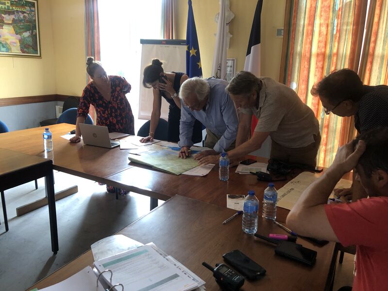 RISCRISES's tweet image. 🔥 Le #mégafeu de Gonfaron (83) de l&apos;été dernier avait impressionné par sa surface parcourue en très peu de temps🚒

🚨 Se préparer à des événements est une nécessité. Pour cela, en anticipation de la saison estivale☀️la commune de Rayol-Canadel-sur-Mer a fait appel à @RISCRISES