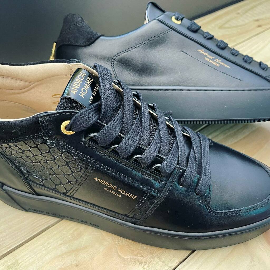 7Clothing's tweet photo. All black for the weekend from Android Homme. Just landed at 7 clothing.
#androidhomme #luxury #sneakers #menswear #fashion #wales #cardiff https://t.co/V7eOxWFiCX https://t.co/Wdr31KvCIQ