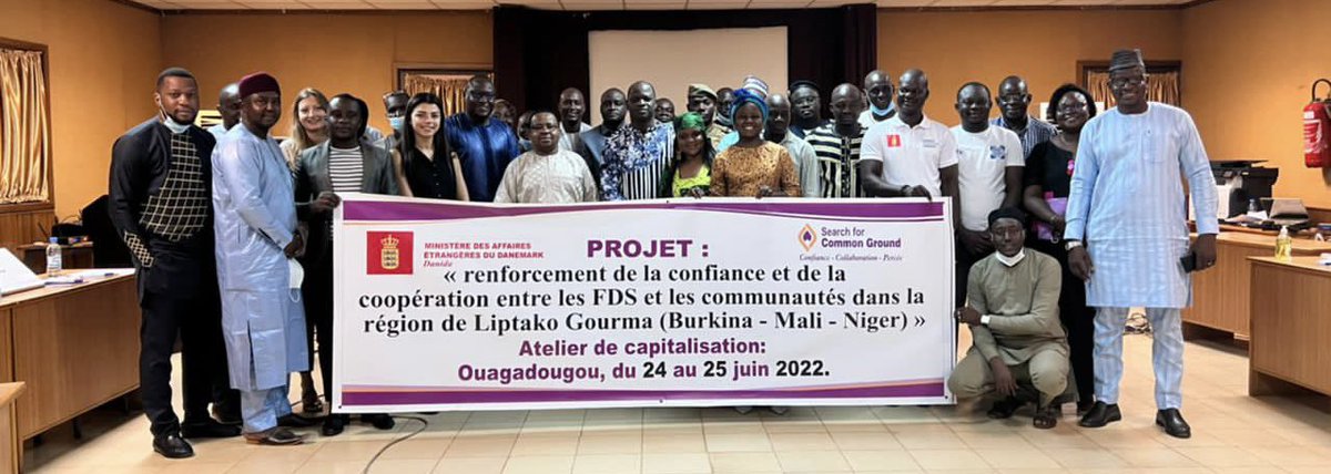 KocouClement's tweet photo. Atelier de capitalisation du projet « Renforcement de la confiance et de la #collaboration entre les communautés et les forces de défenses et de #sécurité »
Ouagadougou du 24 au 25 Juin 2022. Sous financement du MAE du royaume de Denmark.  Ce projet a couvert le #
#Liptako gourma https://t.co/iVYCzsuwgG