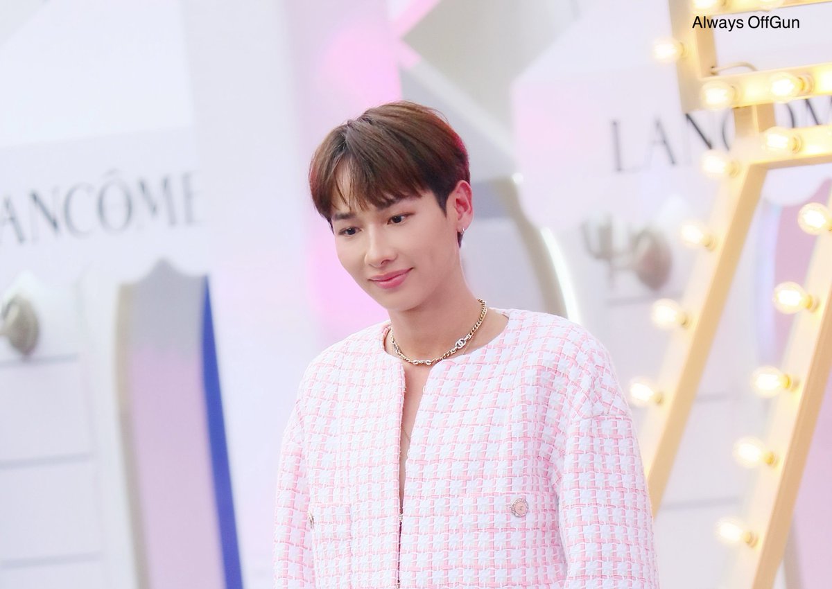 AlwaysOffgun's tweet photo. ' 24.06.22 - รู้สึกถึงประกายความฟรุ้งฟริ้งรอบๆตัวเทอออ 💖 '

@AtthaphanP 
#LancomeHappinessTH
#กันอรรถพันธ์
#ออฟกัน https://t.co/AUBQCAYV30