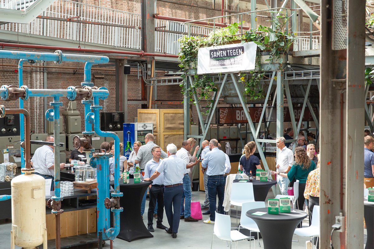 We genieten nog na van een topdag gister, ons Stakeholder Event. Mooi om te zien hoe de verspillingsvrije beweging bruist. Bijzondere dank aan Eric Corton, alle sprekers en leveranciers van de circulaire hapjes/drankjes!