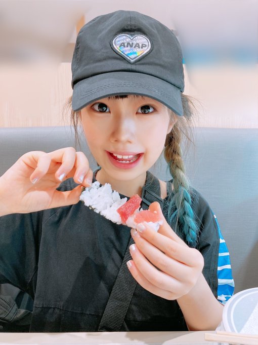 Twitterのコスプレ画像23