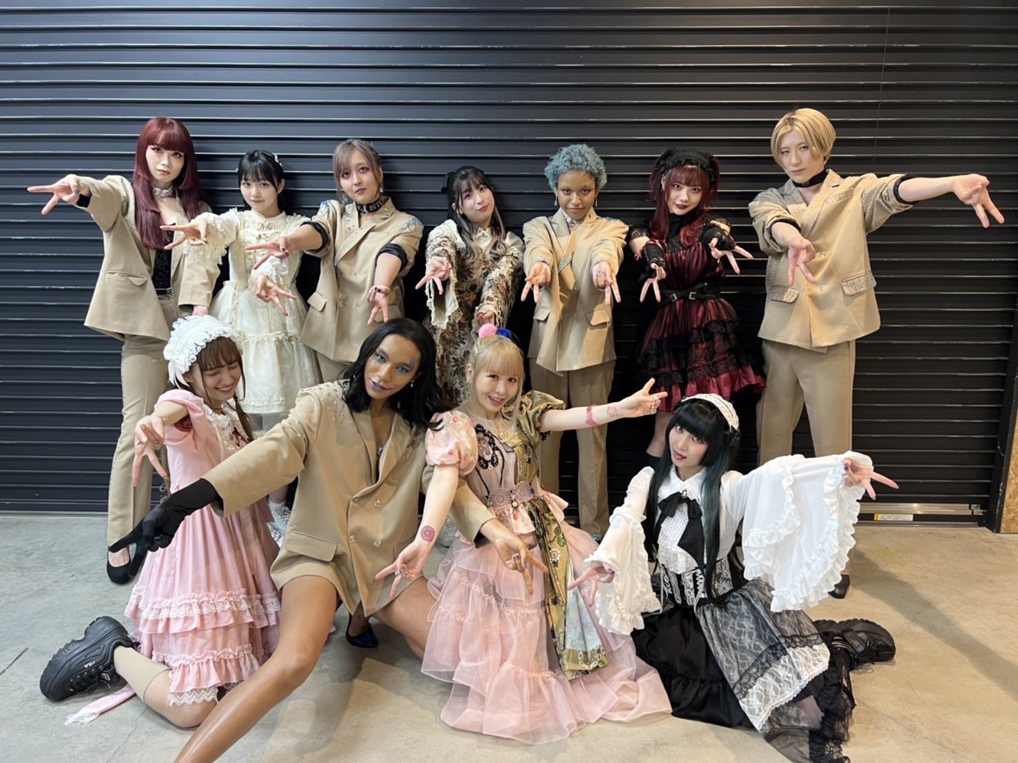 女王蜂 アヴちゃん on X: 