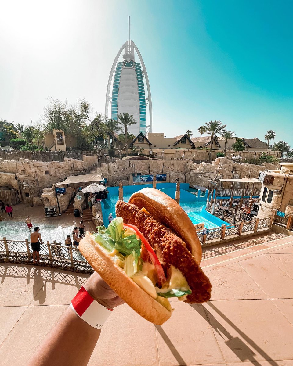 Exceptional times and iconic views of Burj Al Arab Jumeirah, topped off with delicious bites | bit.ly/FB-UAEResident…

Thanks, IG @/byfoodiekw

#TimeExceptionallyWellSpent