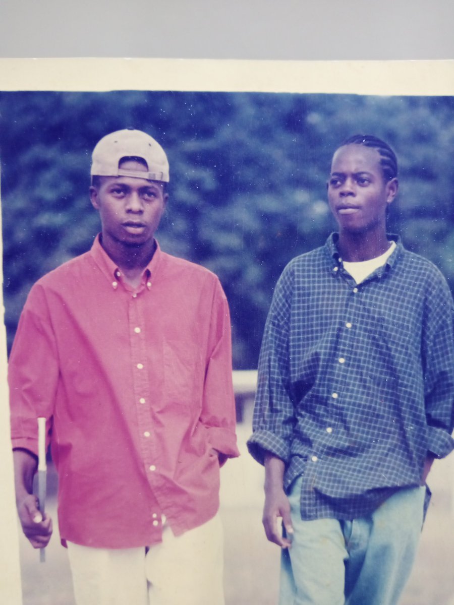 tundeikudaisi's tweet photo. Ozone and Johnny-be-good.
1999 #OurUI https://t.co/aj0HNwqTY2