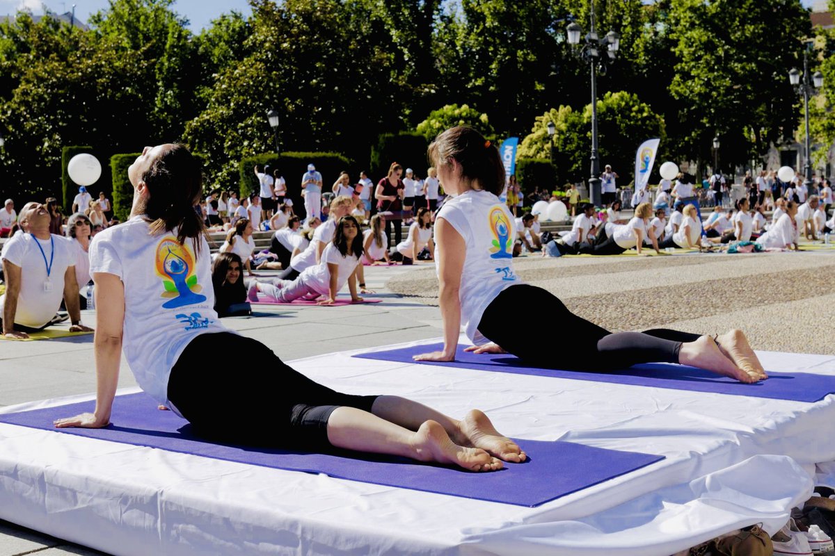 Never thought Yoga so popular in #Spain. Over last 1 month 1000s of Spaniards in 23 cities have been celebrating #IDY2022 with enthusiasm. Over 5 million Spaniards (20% of popn) practice yoga. What a great testimony to our bilateral relations.