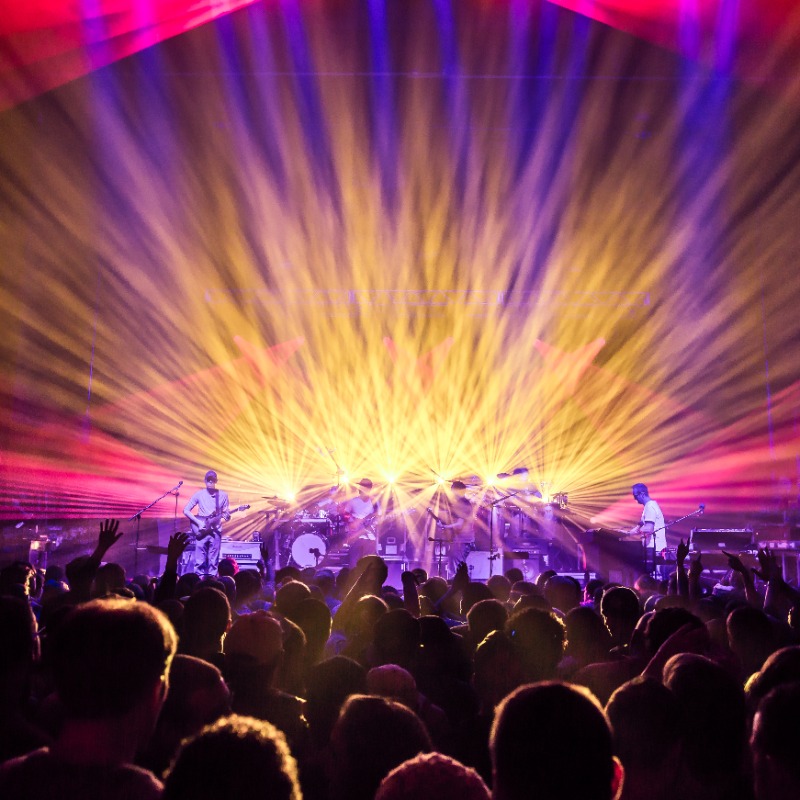 ExpCols's tweet photo. The Columbus music scene has a one-of-a-kind vibe. Experience it for yourself ๐ถ
Introducing the Columbus Live Music Trail, launched in partnership with @CbusMusicComm!
>> https://t.co/8Q70k3FuHy
#LiveForwardCbus | #CbusMusic