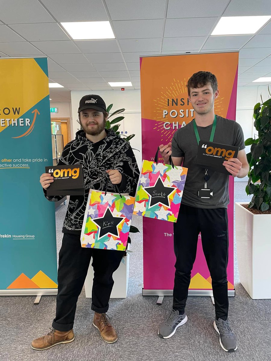 LoisHarding's tweet image. This week we said thank you and good luck to 2 future #CommsHeroes our @telfordcollege Creative Media students Kirk and Scott who have both created some awesome projects over the past 8 month’s! Thank you to @WeAreResource for the swag 🤩