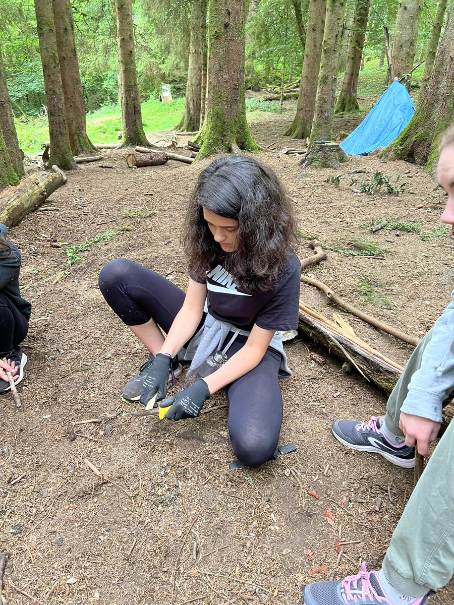 MrsMclean9's tweet photo. Group 1 Survivor this morning #aspirebelieveachieve #schoolcamp @NewtongrangePS https://t.co/luSLsz0p8H