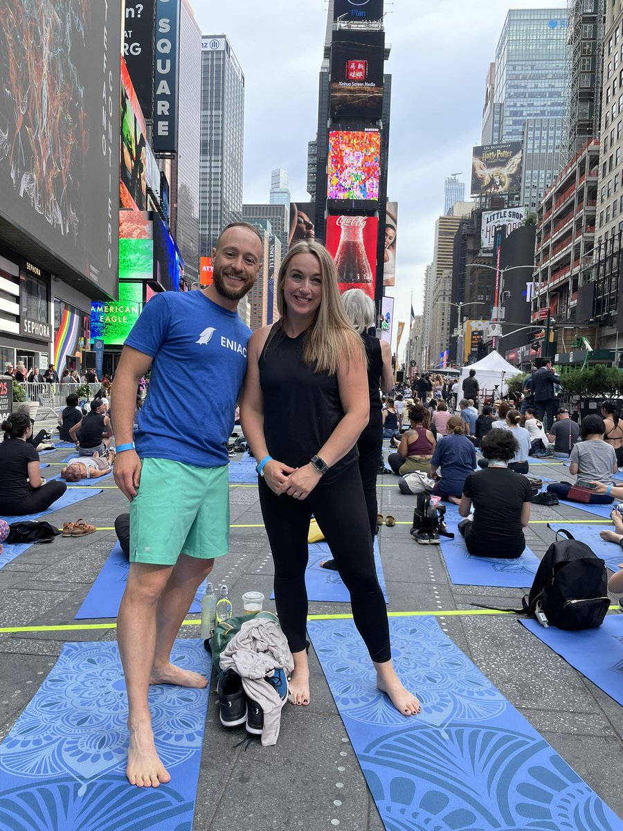 This was fun. @alphagirlclub delivered some zen and soul-quieting yoga in the middle of the busiest place in the world this week. 

#yoga #YogaDay #SummerSolstice2022 #NFTs #NFTCollection #physicalwellness #mentalwellness #socialwellness #youbelong