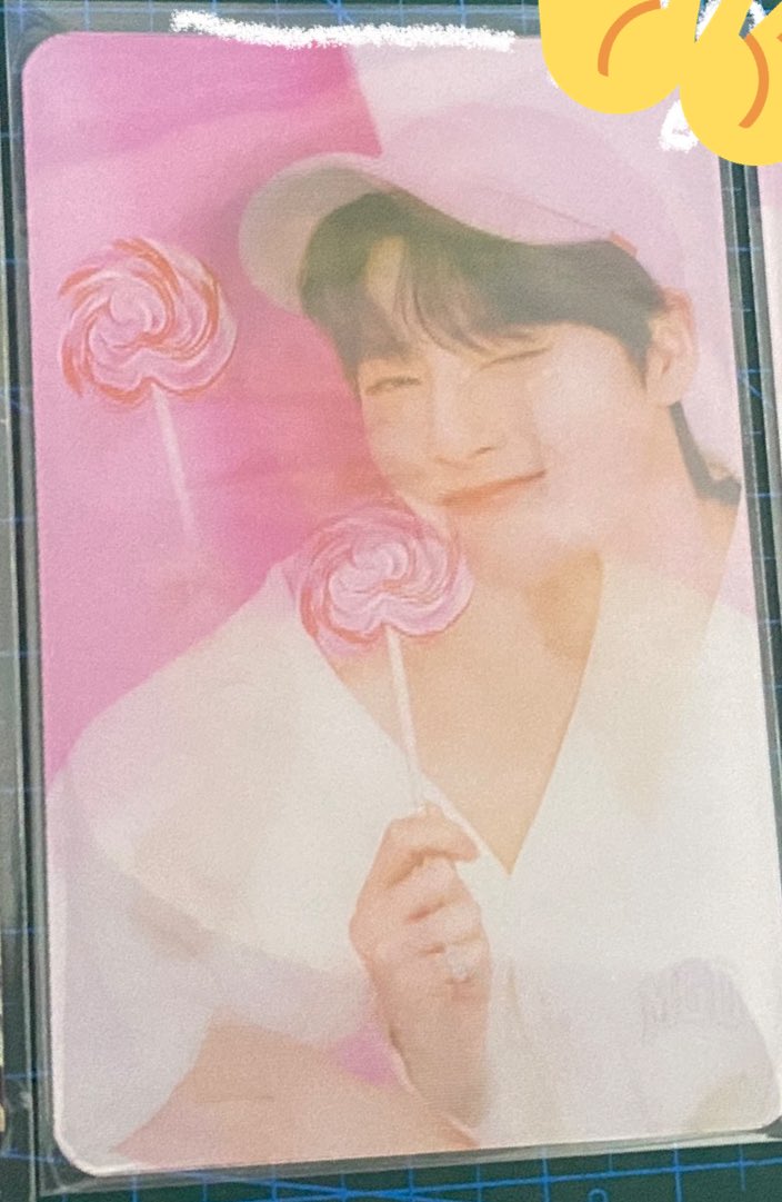 loooez ! may want ba jeongin nacific lenti? free claim, just pay for pf + sf (via sco pero must checkout toniiight)

will send condi via dms to claimer so dont claim if sensitive to marks pls

reply mine nalang hehe