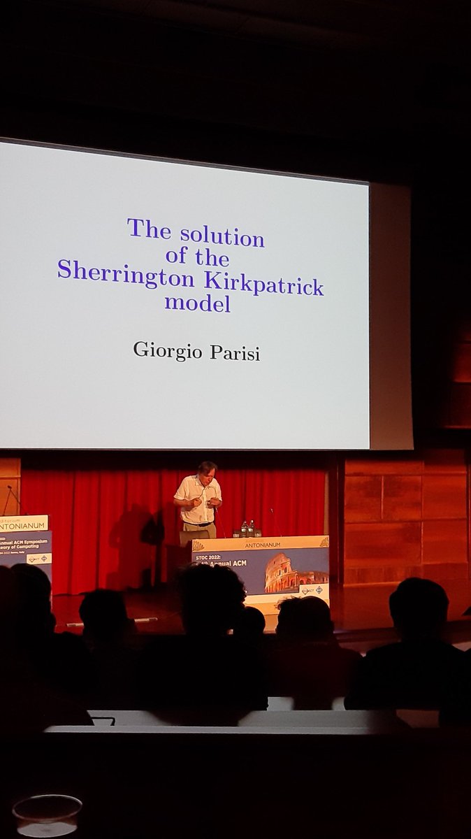 giuliaclerici_'s tweet photo. Attending #STOC2022 this week!
One of the highlights was listening to Giorgio Parisi, Nobel Prize in Physics 2021. https://t.co/20XRtbdyOV